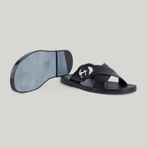 sandalias gucci hombre negras|Sandalia tipo chancla con GG para hombre en goma negra.